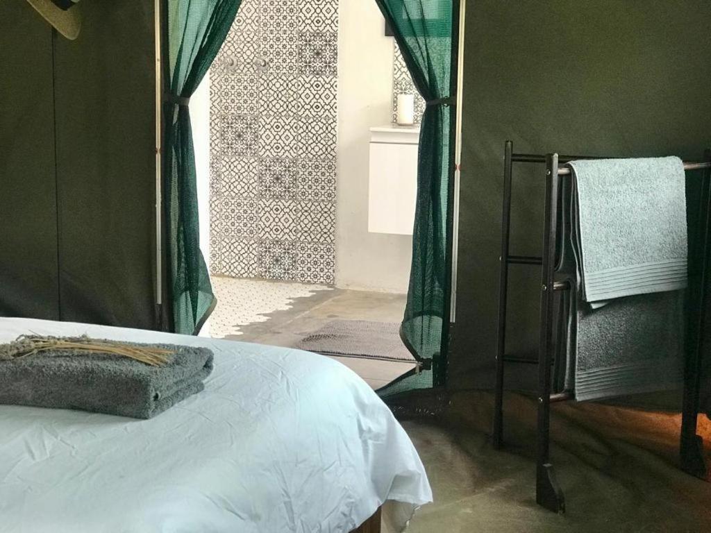 Achab Self Catering Tent Usakos ภายนอก รูปภาพ