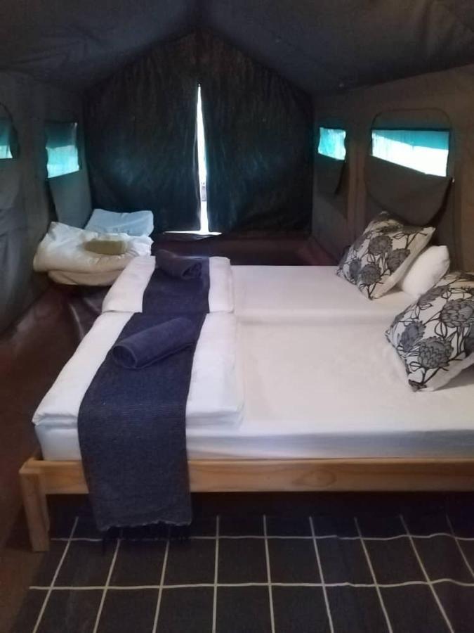 Achab Self Catering Tent Usakos ภายนอก รูปภาพ
