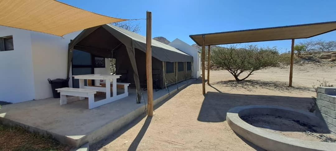 Achab Self Catering Tent Usakos ภายนอก รูปภาพ
